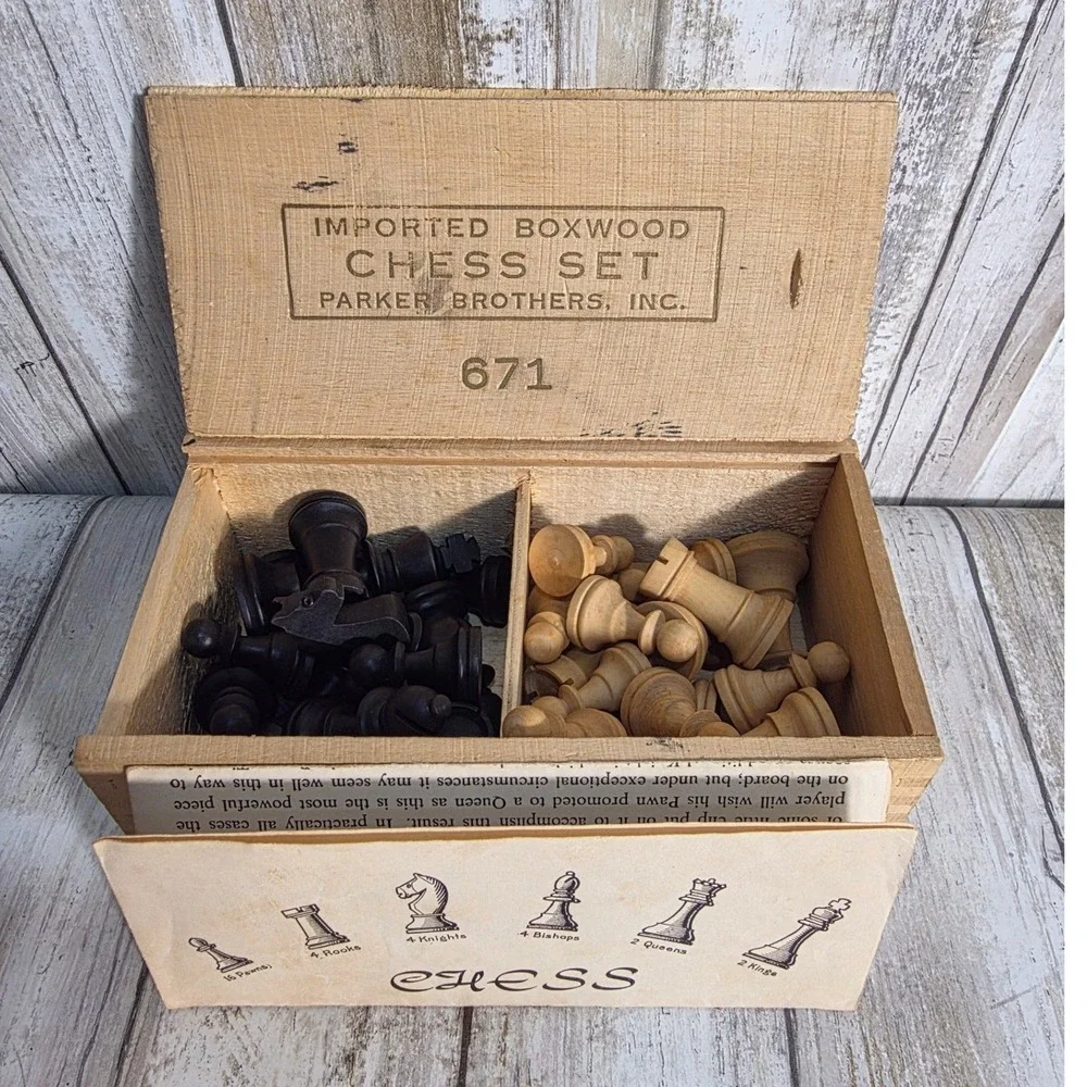 Vintage Parker Brothers Imported Boxwood Chess Set 671 Wood Box Instructions - Picture 2 of 7